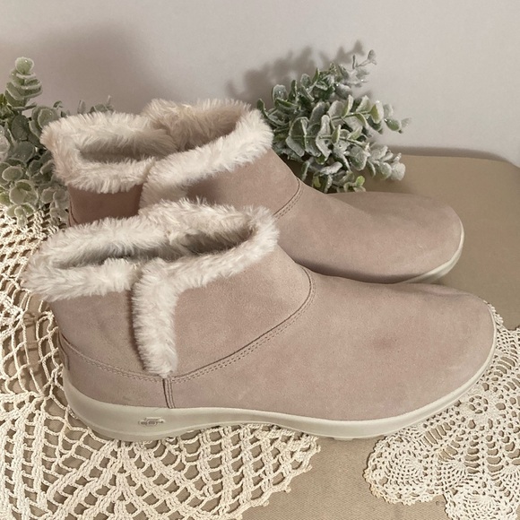 Skechers Taupe Suede Booties With Faux Fur Lining Women’s Size 9 - Picture 7 of 14